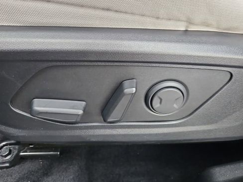 Certified 2025 Hyundai Tucson SEL image 12