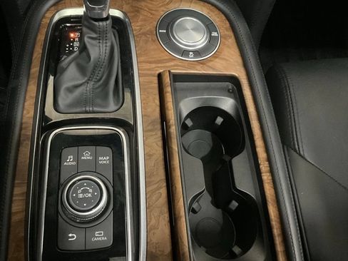 Used 2021 Nissan Armada SL RWD image 25