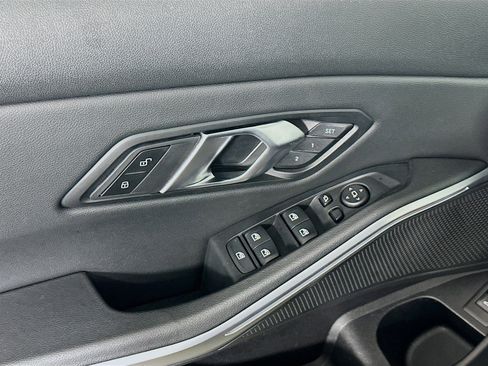 Used 2024 BMW 330i Sedan image 15