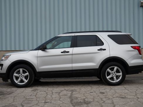 Used 2018 Ford Explorer 4WD image 6