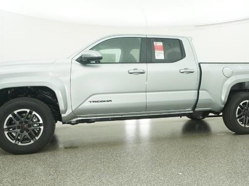 New 2026 Toyota Tacoma TRD Sport AWD/4WD image 30