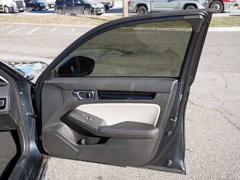 Used 2022 Honda Civic EX-L image 24