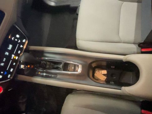 Used 2022 Honda HR-V EX image 37