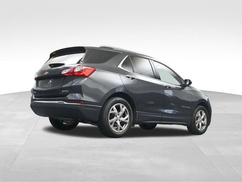 Used 2018 Chevrolet Equinox Premier FWD image 13