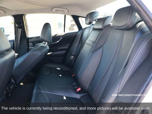 Used 2024 Toyota Mirai w/ Advanced Technology Package image 31