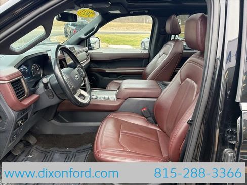 Used 2023 Ford Expedition Max Limited image 9