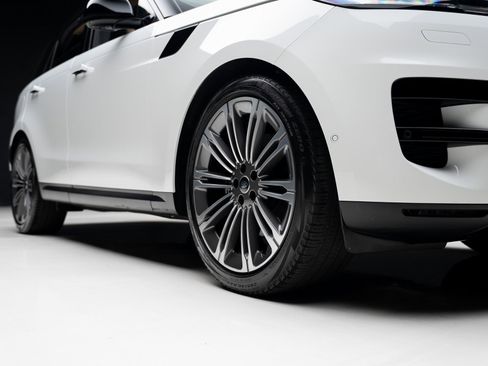 Used 2024 Land Rover Range Rover Sport SE image 75