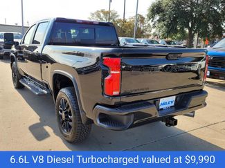 New 2026 Chevrolet Silverado 2500 LT w/ Trail Boss Package video 3