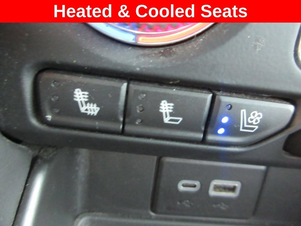 Certified 2024 GMC Yukon XL AT4 w/ Technology Package AWD/4WD image 21