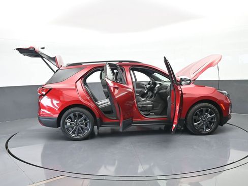 Used 2022 Chevrolet Equinox RS w/ RS Leather Package image 84