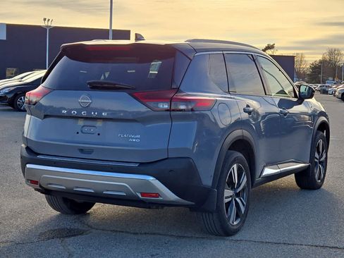Used 2022 Nissan Rogue Platinum w/ Head-Up Display Package image 3