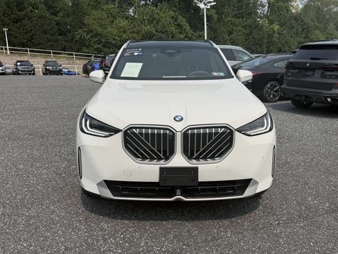 Used 2025 BMW X3 xDrive30i w/ Premium Package AWD/4WD image 2
