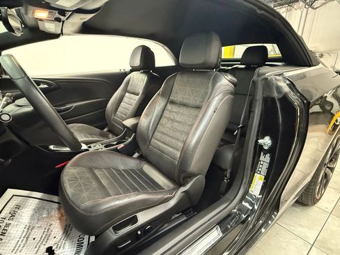 Used 2018 Buick Cascada Sport Touring w/ Dark Effects Package image 18