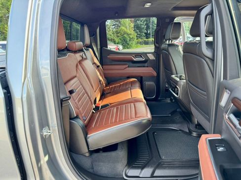 Used 2025 GMC Sierra 1500 Denali Ultimate AWD/4WD image 22