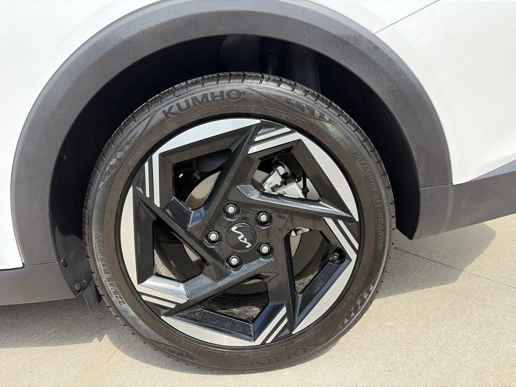Used 2025 Kia K4 EX FWD image 25