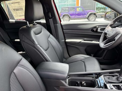 New 2026 Jeep Compass Latitude AWD/4WD image 10