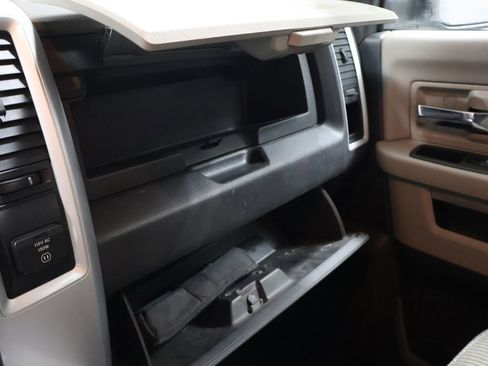 Used 2009 Dodge Ram 1500 Truck SLT w/ Remote Start & Security Group image 29