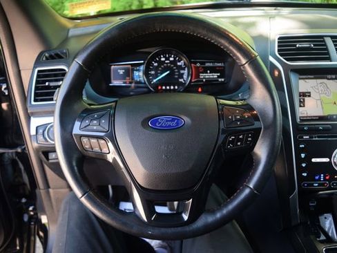 Used 2016 Ford Explorer Sport w/ Equipment Group 401A AWD/4WD image 4