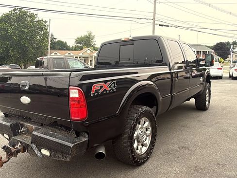 Used 2012 Ford F250 Lariat w/ Lariat Ultimate Pkg AWD/4WD image 9