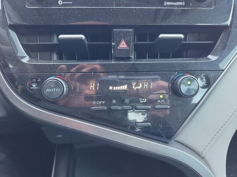 Used 2023 Toyota Camry LE image 23