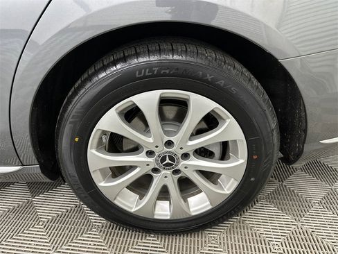 Used 2018 Mercedes-Benz E 300 4MATIC image 19