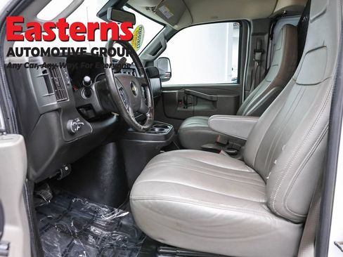 Used 2020 Chevrolet Express 3500 w/ Driver Convenience Package RWD image 14