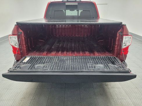 Used 2019 Nissan Titan SV RWD image 29