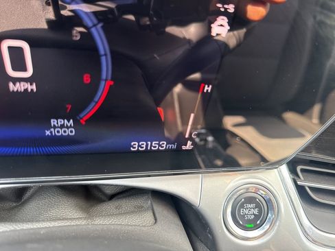 Used 2025 Chevrolet Trax LT image 21