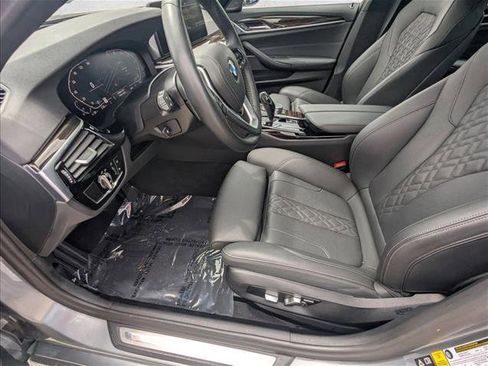 Certified 2023 BMW 530i xDrive w/ Premium Package image 16