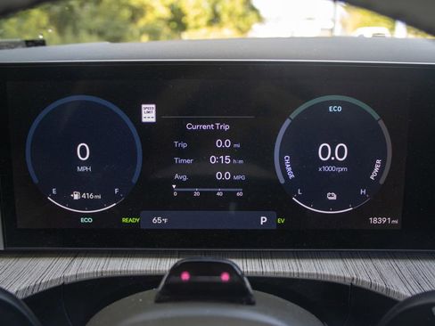 Used 2024 Hyundai Santa Fe Calligraphy image 15