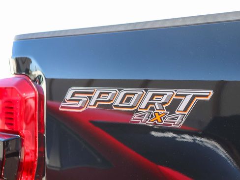 Used 2024 Ford F250 Lariat w/ Lariat Ultimate Package image 10