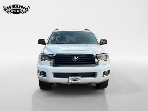 Used 2019 Toyota Sequoia TRD Sport image 8