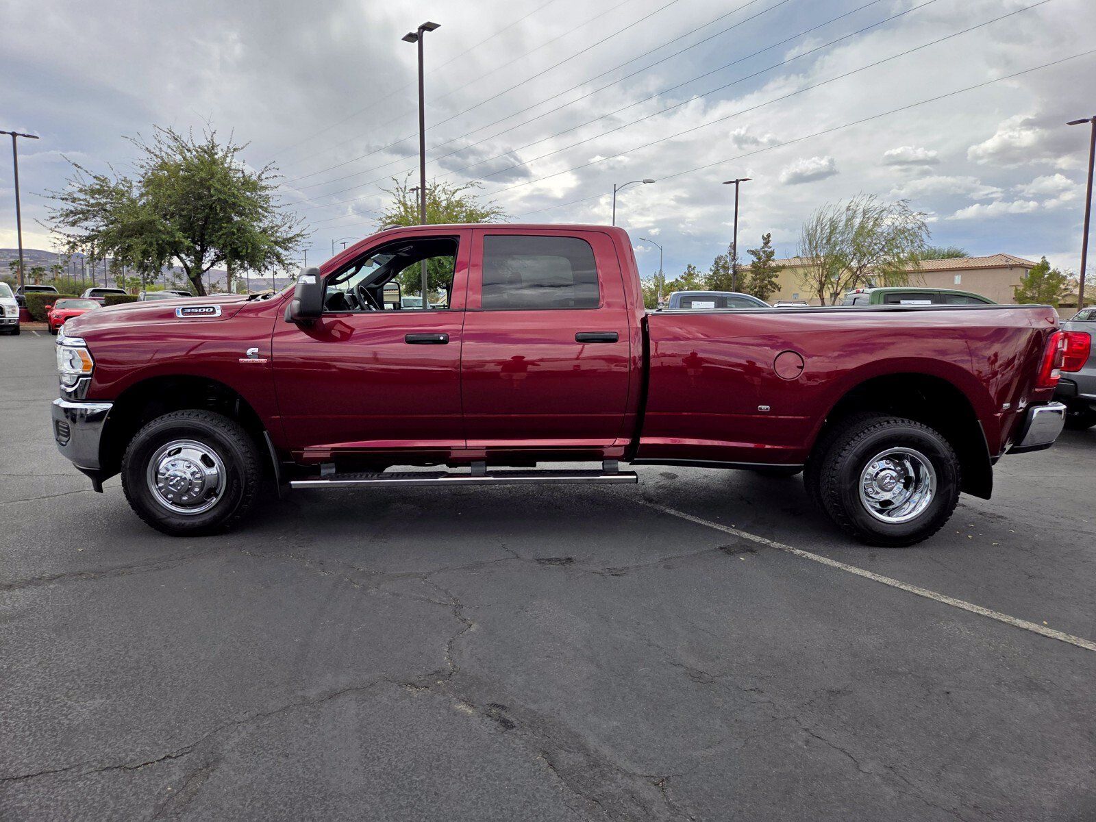 Used 2024 RAM 3500 Tradesman w/ Towing Technology Group AWD/4WD image 3