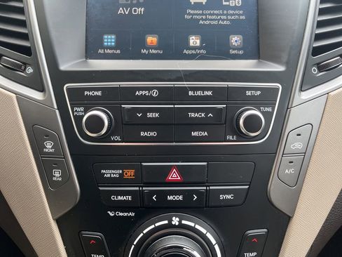 Used 2017 Hyundai Santa Fe Sport image 24