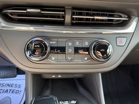Certified 2025 Buick Envista Preferred w/ Convenience I Package FWD image 20