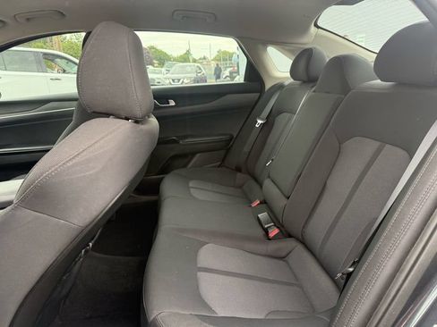 Used 2023 Kia K5 LXS FWD image 17