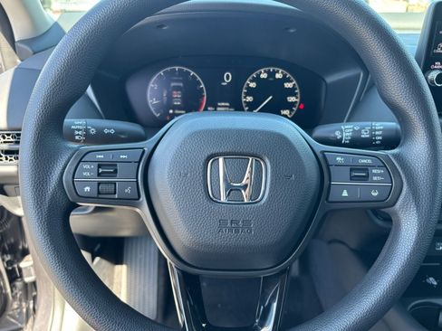 New 2026 Honda HR-V LX image 18