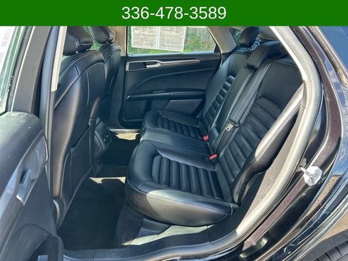 Used 2019 Ford Fusion SEL FWD image 12