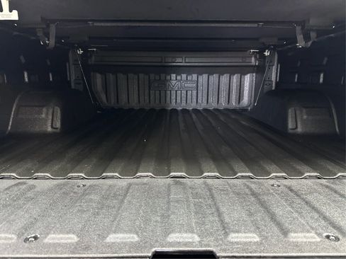 Used 2025 GMC Sierra 1500 Denali Ultimate image 11