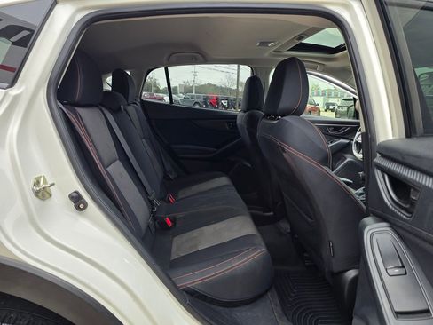 Used 2019 Subaru Crosstrek 2.0i Premium image 14
