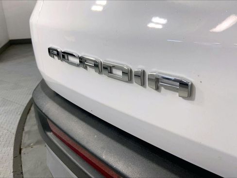 Used 2025 GMC Acadia Elevation FWD image 31