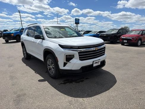 New 2026 Chevrolet Traverse LT AWD/4WD image 4