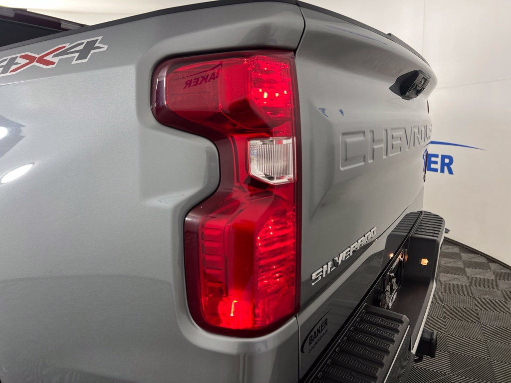 Certified 2024 Chevrolet Silverado 1500 LT AWD/4WD image 32