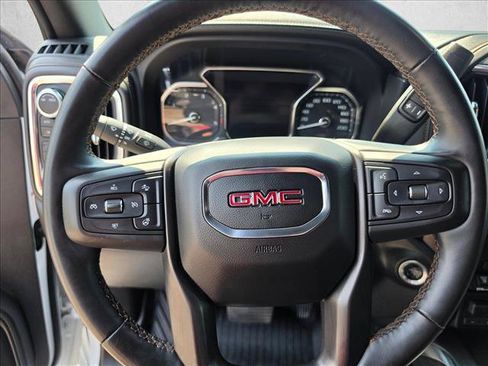 Used 2023 GMC Sierra 2500 AT4 w/ AT4 Premium Plus Package AWD/4WD image 26