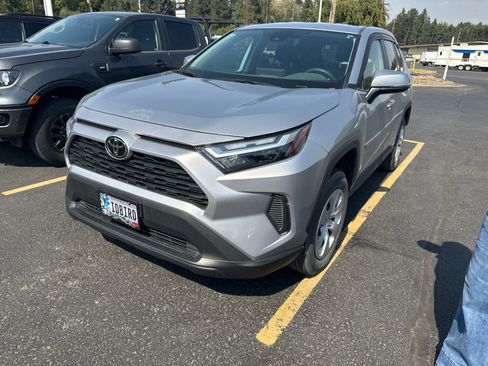 Used 2023 Toyota RAV4 LE AWD/4WD image 1