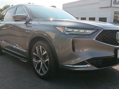 Used 2023 Acura MDX SH-AWD w/ Technology Package image 7