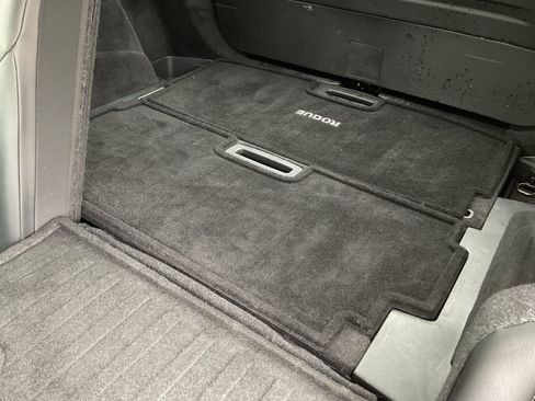 Used 2023 Nissan Rogue SL w/ SL Premium Package image 17