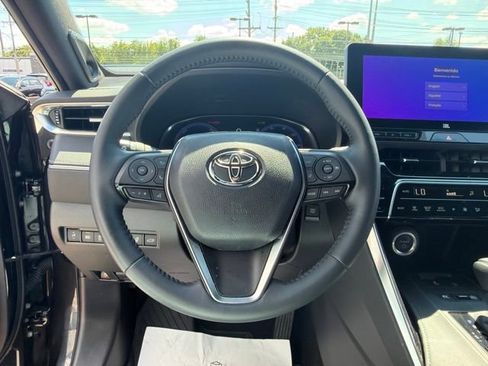 Used 2024 Toyota Venza Limited AWD/4WD image 23