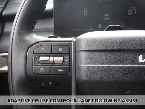Used 2027 Kia Telluride S w/ Towing Package AWD/4WD image 5
