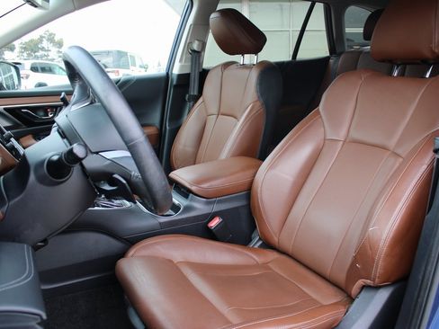 Used 2021 Subaru Outback Touring XT image 10